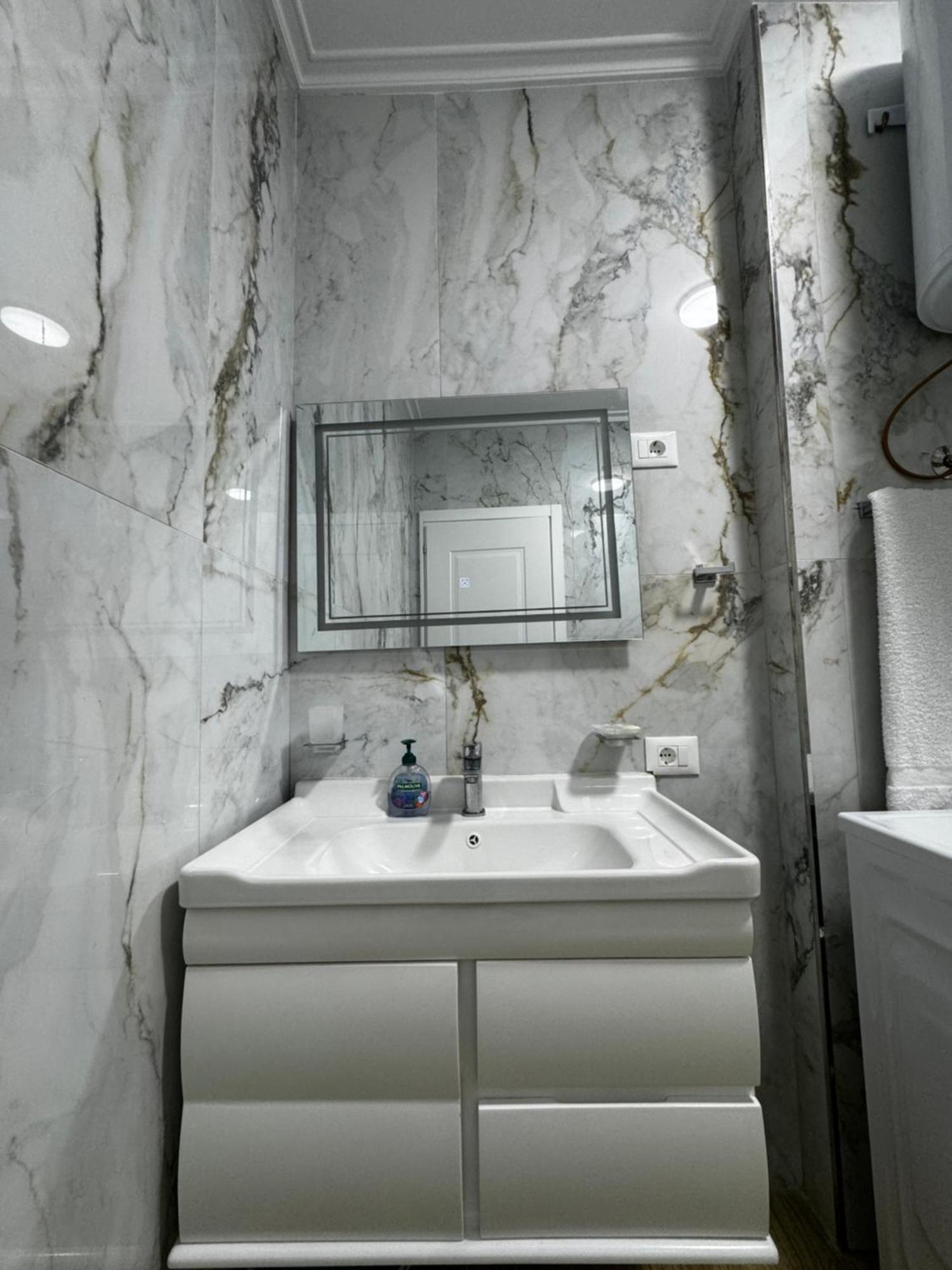 Golem Best Apartment Leilighet Golem (Tirana)
